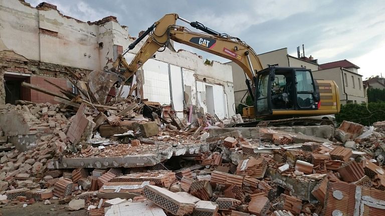 Demolice domů a jiných budov